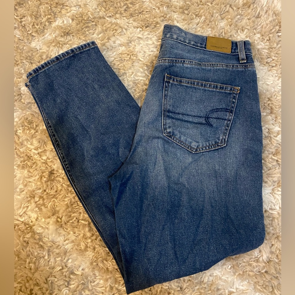 American Eagle Mom Jeans